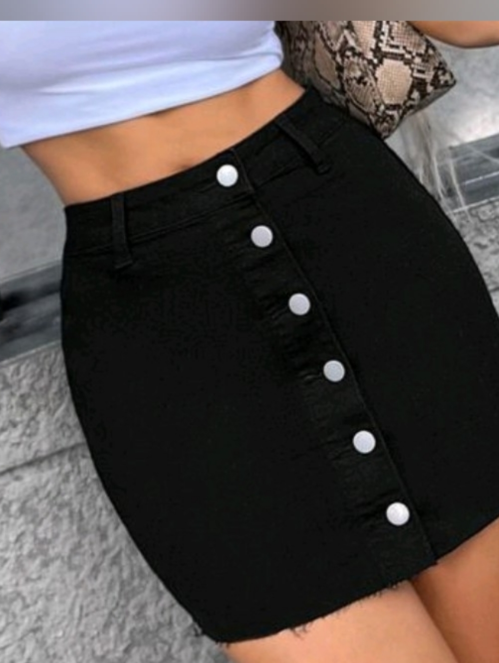 SHEIN Black Button-Front Mini Skirt